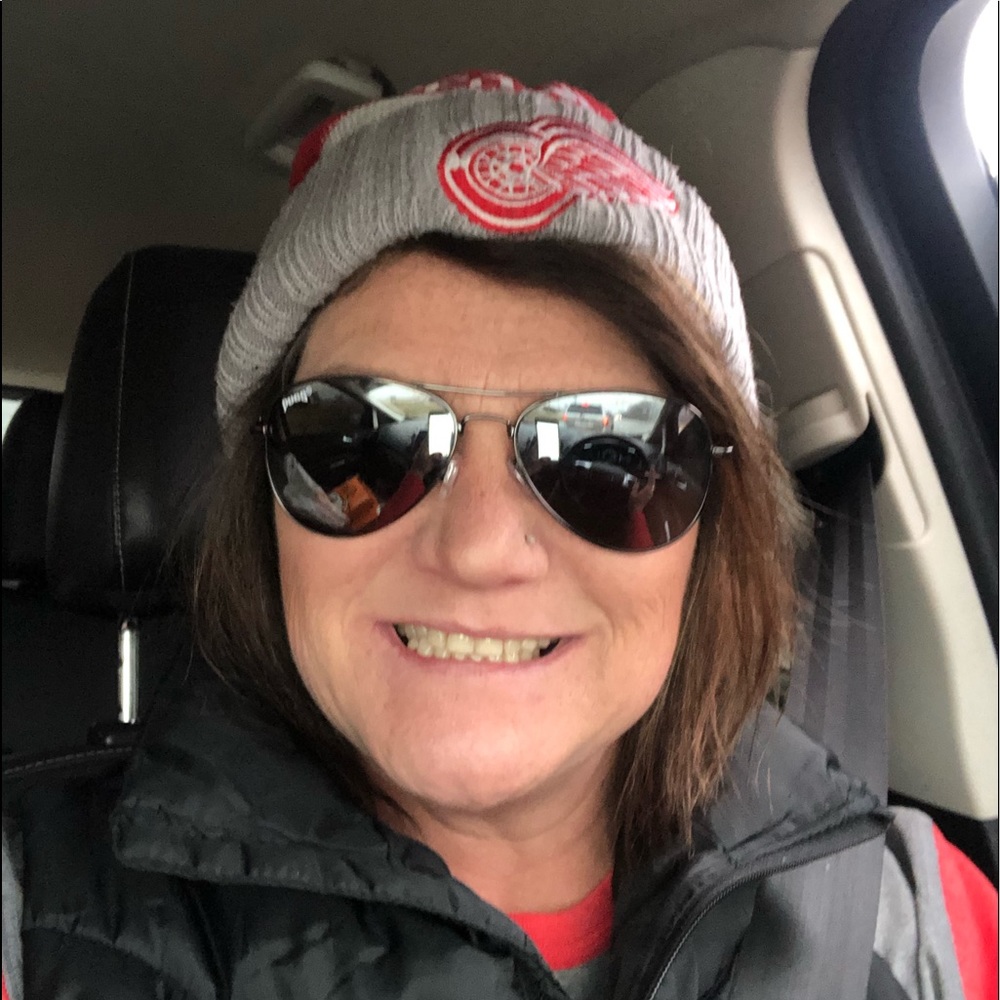 Meet your Posher, Renee